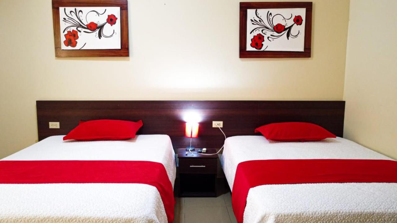 Hotel Pikeiro Blue Манта Экстерьер фото